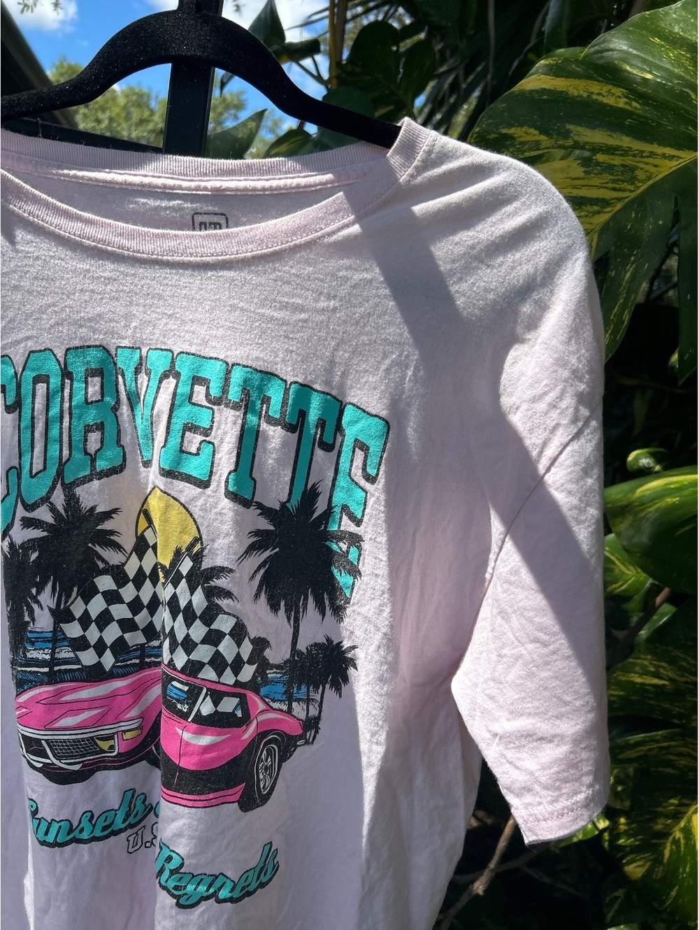 GM Official Licensed Corvette Pink T-Shirt Large